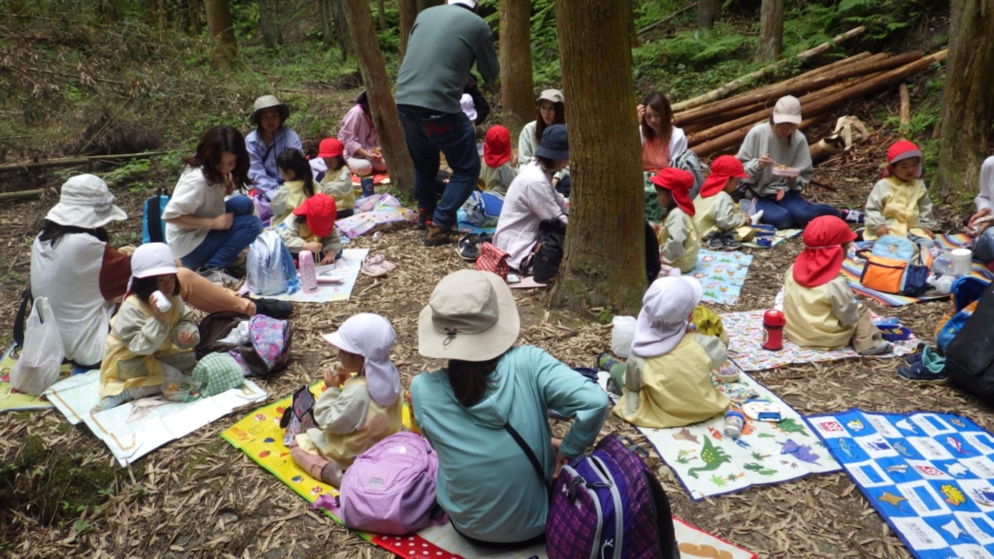 年少　5月の園外保育　その1