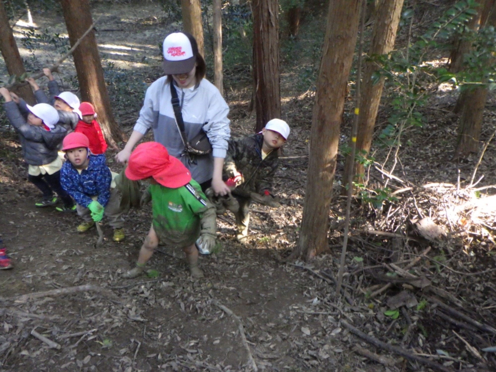 【年中】11/7　村積山　園外保育（3/3）