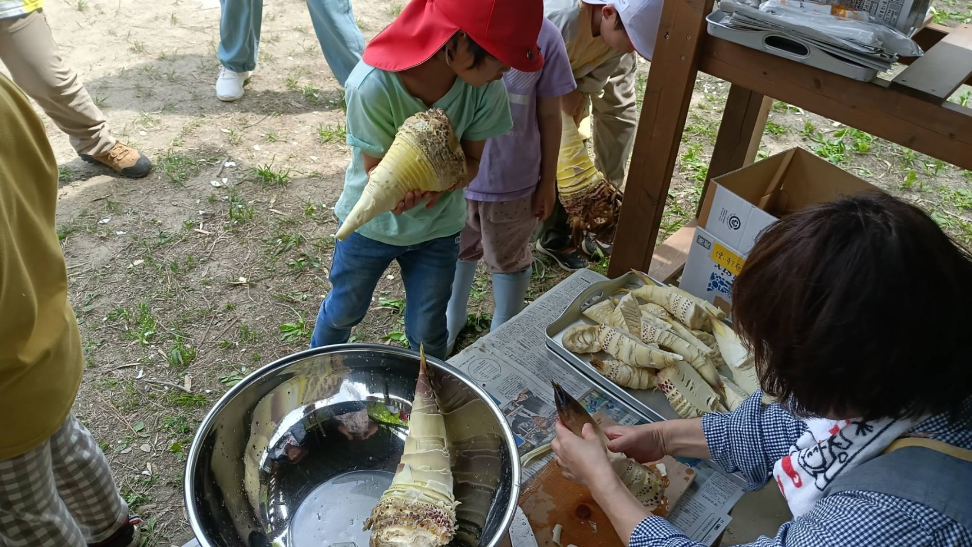 【年長】4/22　村積山　園外保育