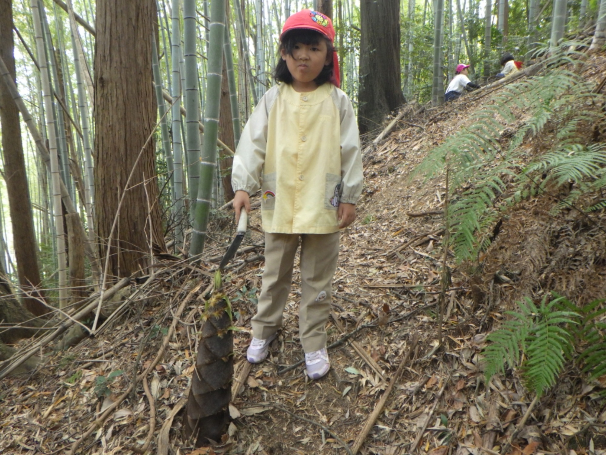 【年長】4/22　村積山　園外保育