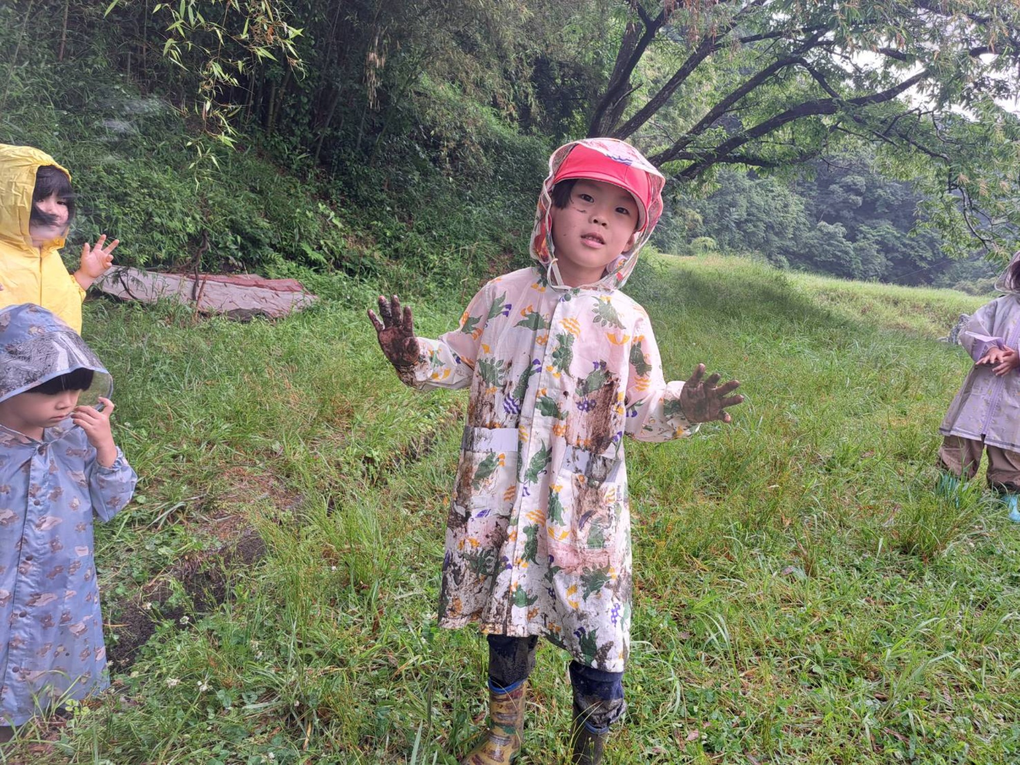 雨は外で遊べない？