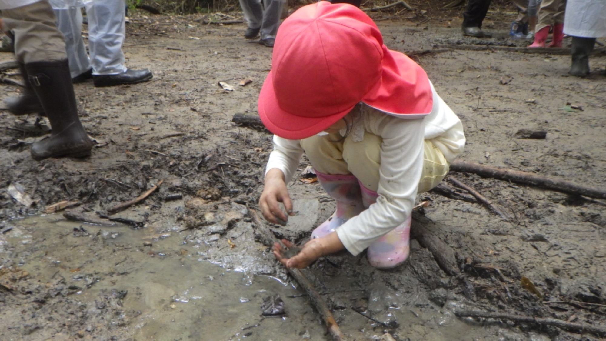 【年長】村積山　イノシシ沼　園外保育（1/4）