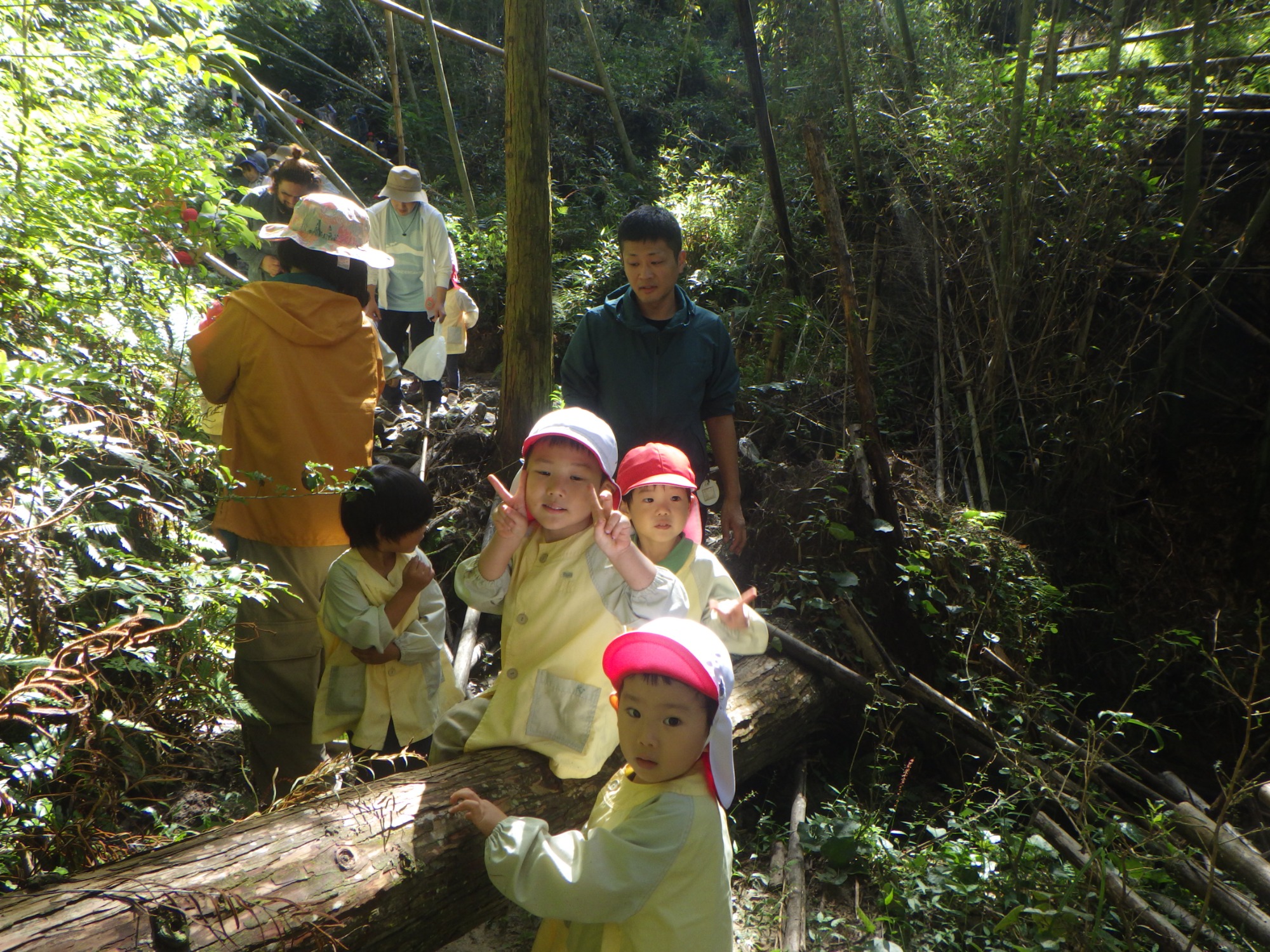 【年少】10/6　村積山　園外保育（2/2）