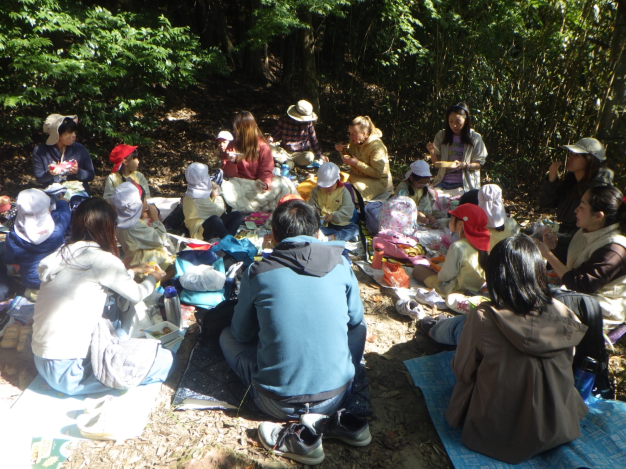 【年長】11/7　村積山　園外保育（2/4）