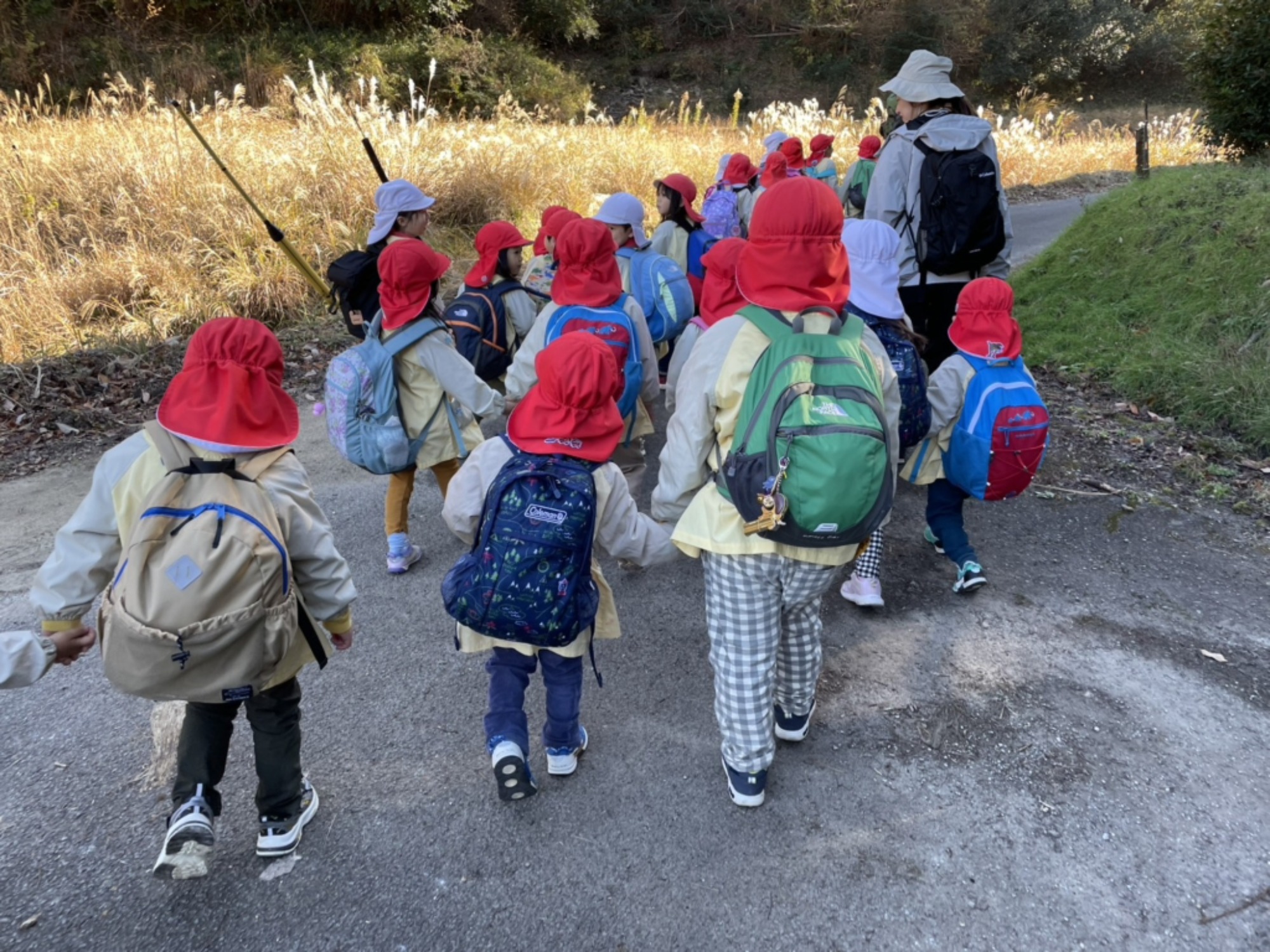 【年少・年長】12/9 合同園外保育(1/3)