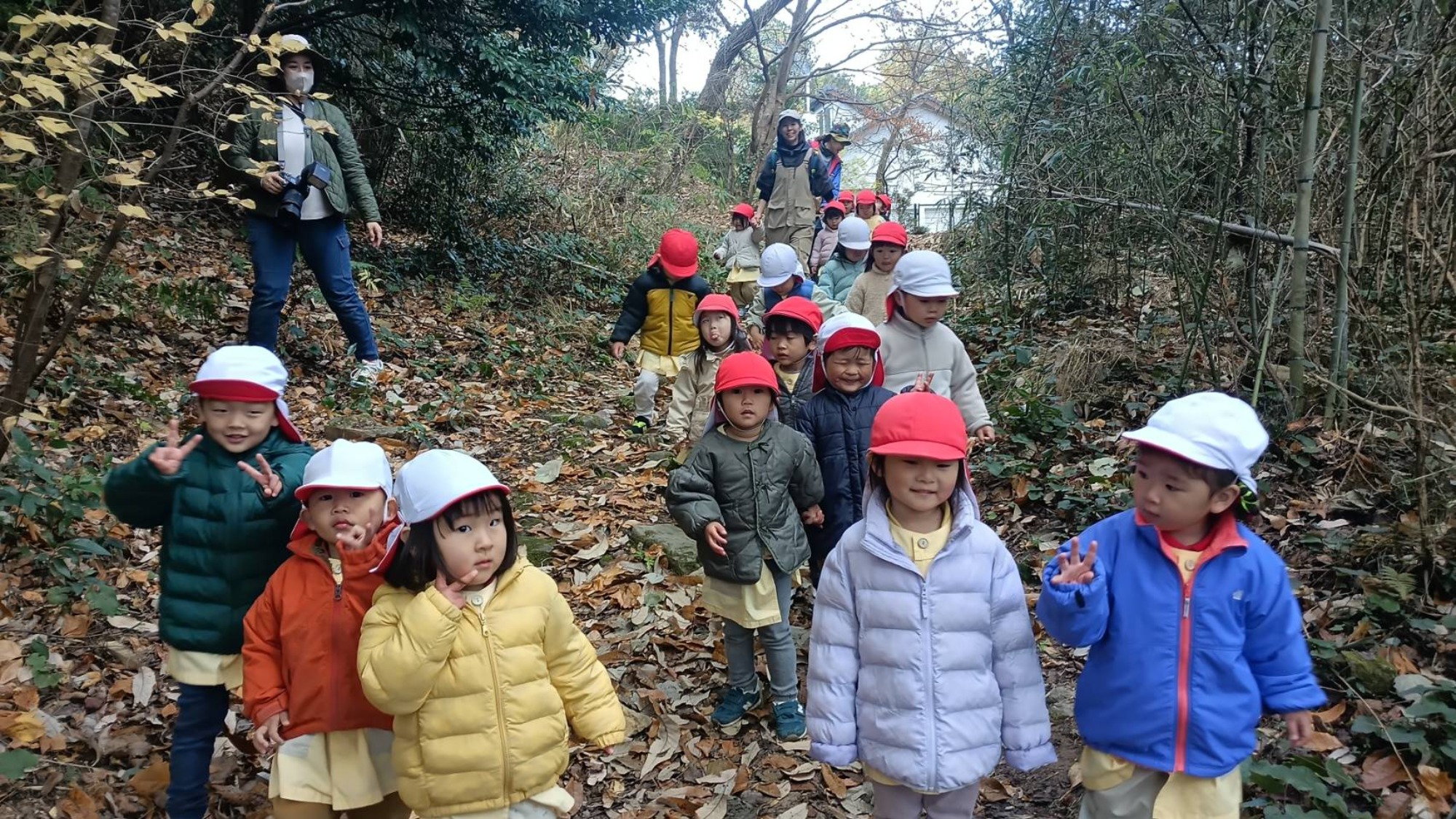 【くも】12/11 村積山 園外保育