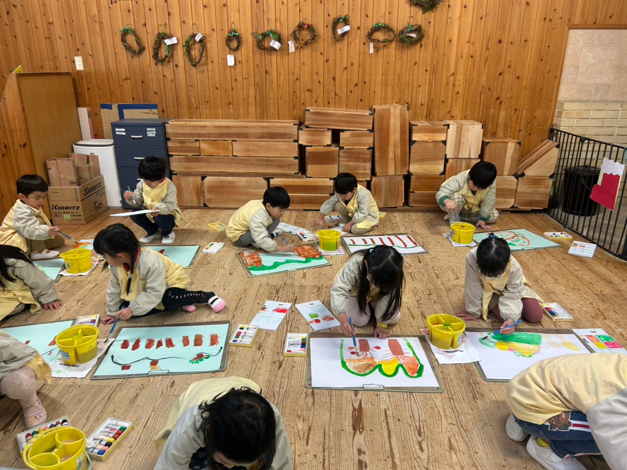 秋の山の絵・コンサート