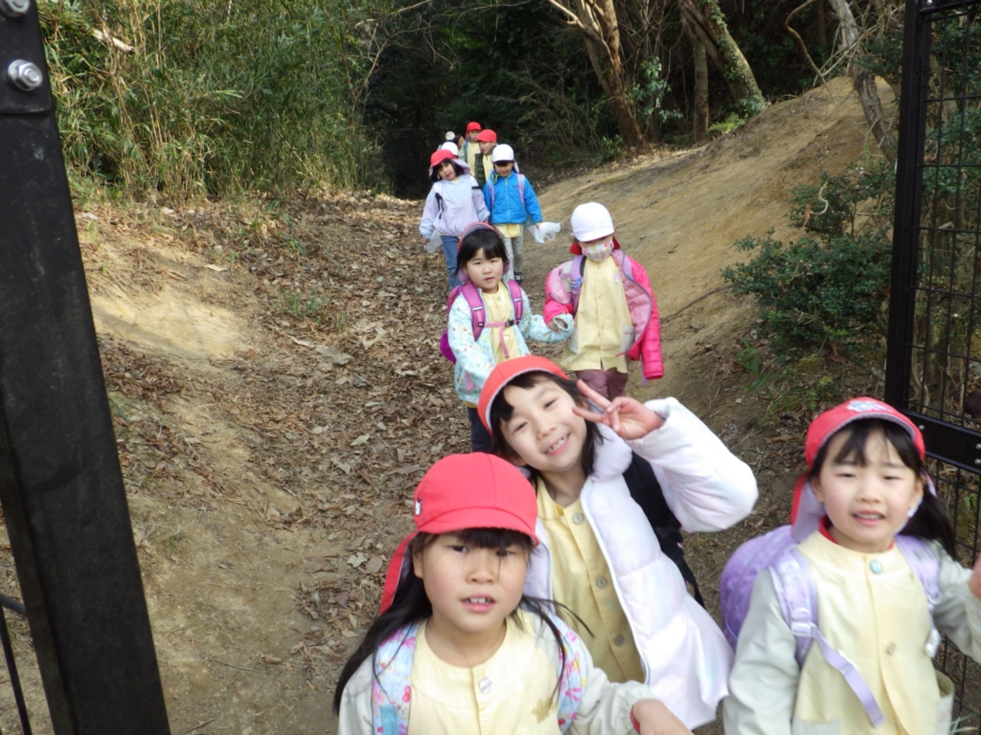 【年長】2/16 村積山 園外保育(4/4)