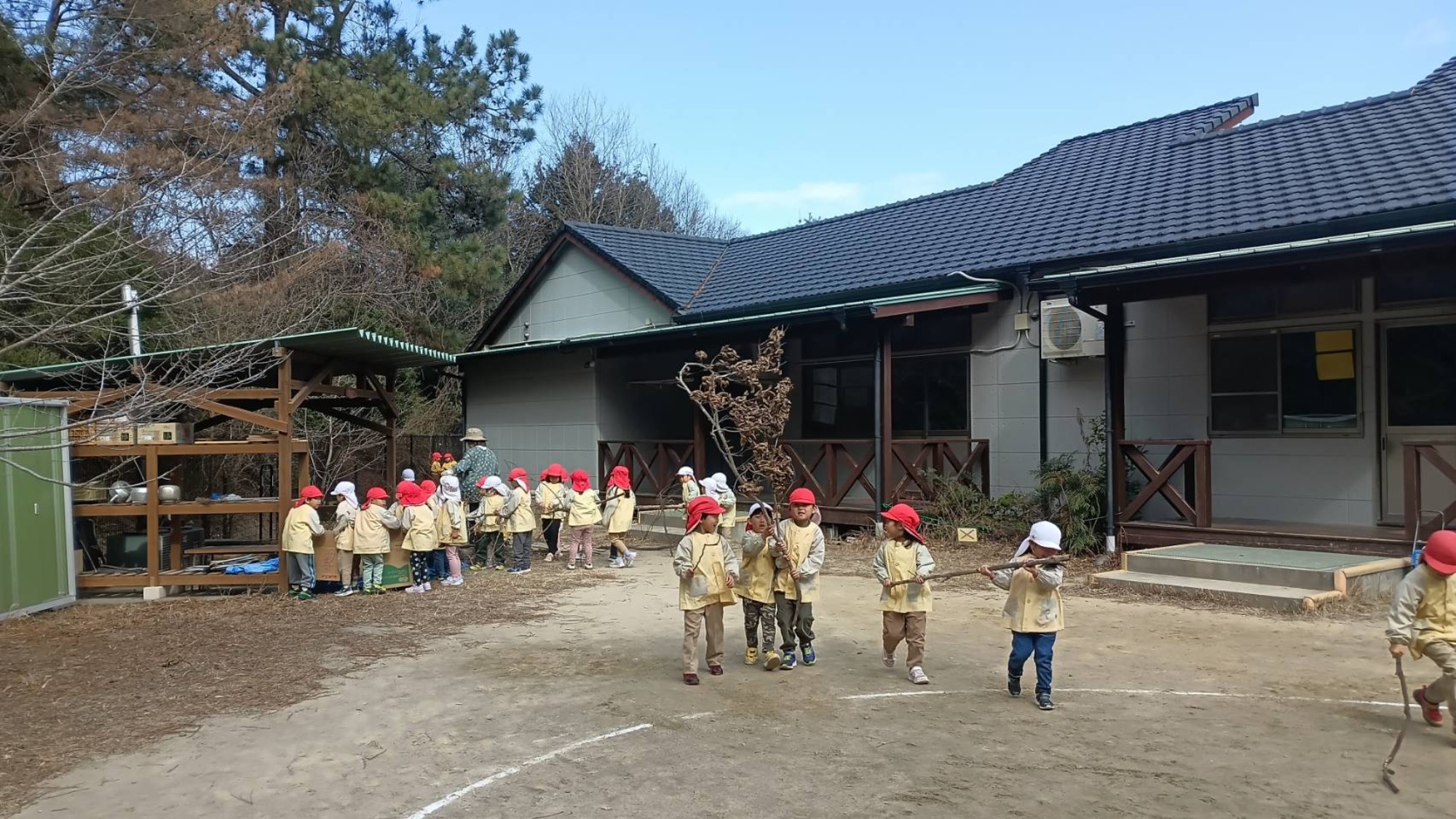 生活発表会　４日目　年中焚き火