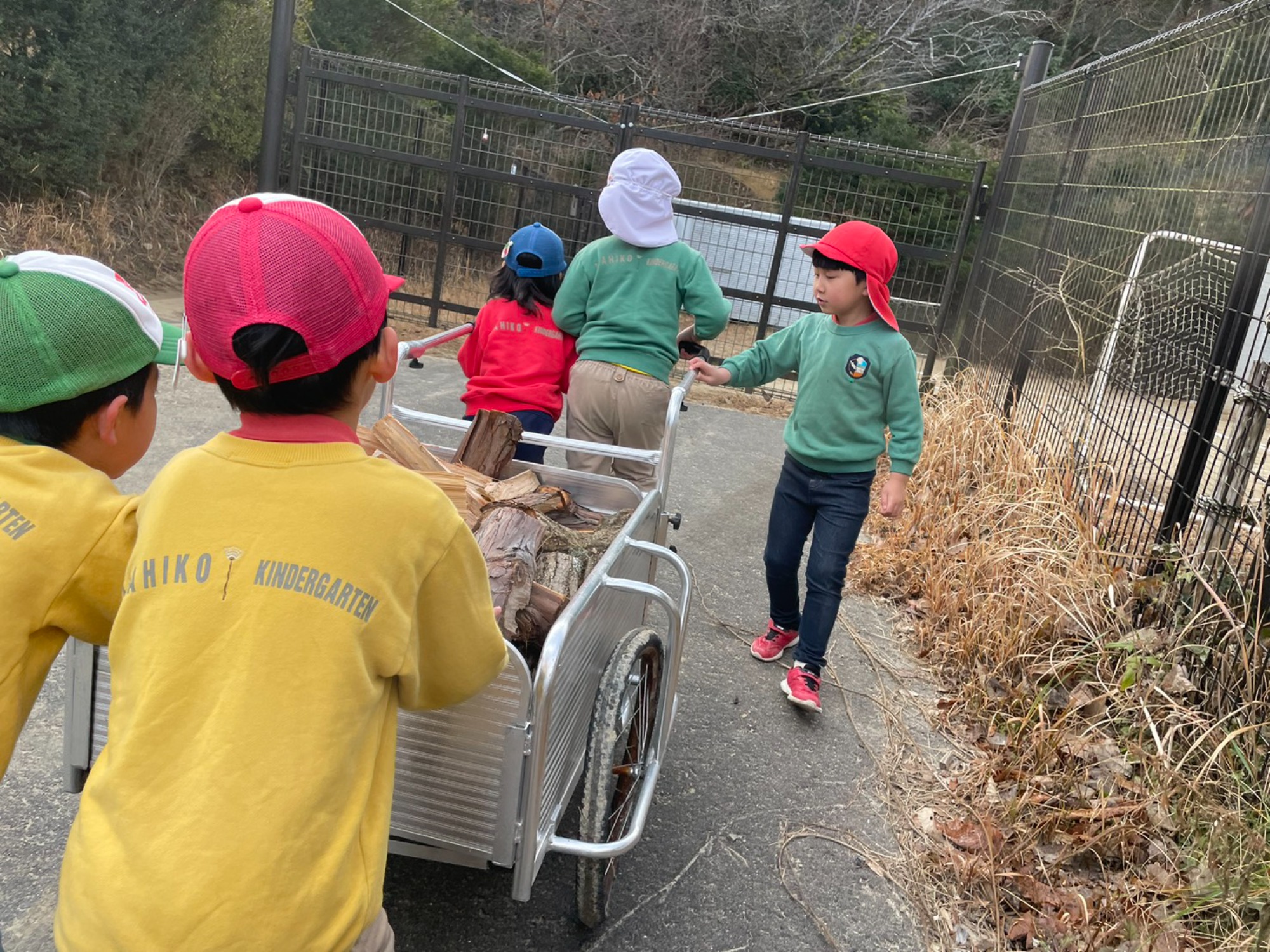 小学校訪問・薪ストーブ