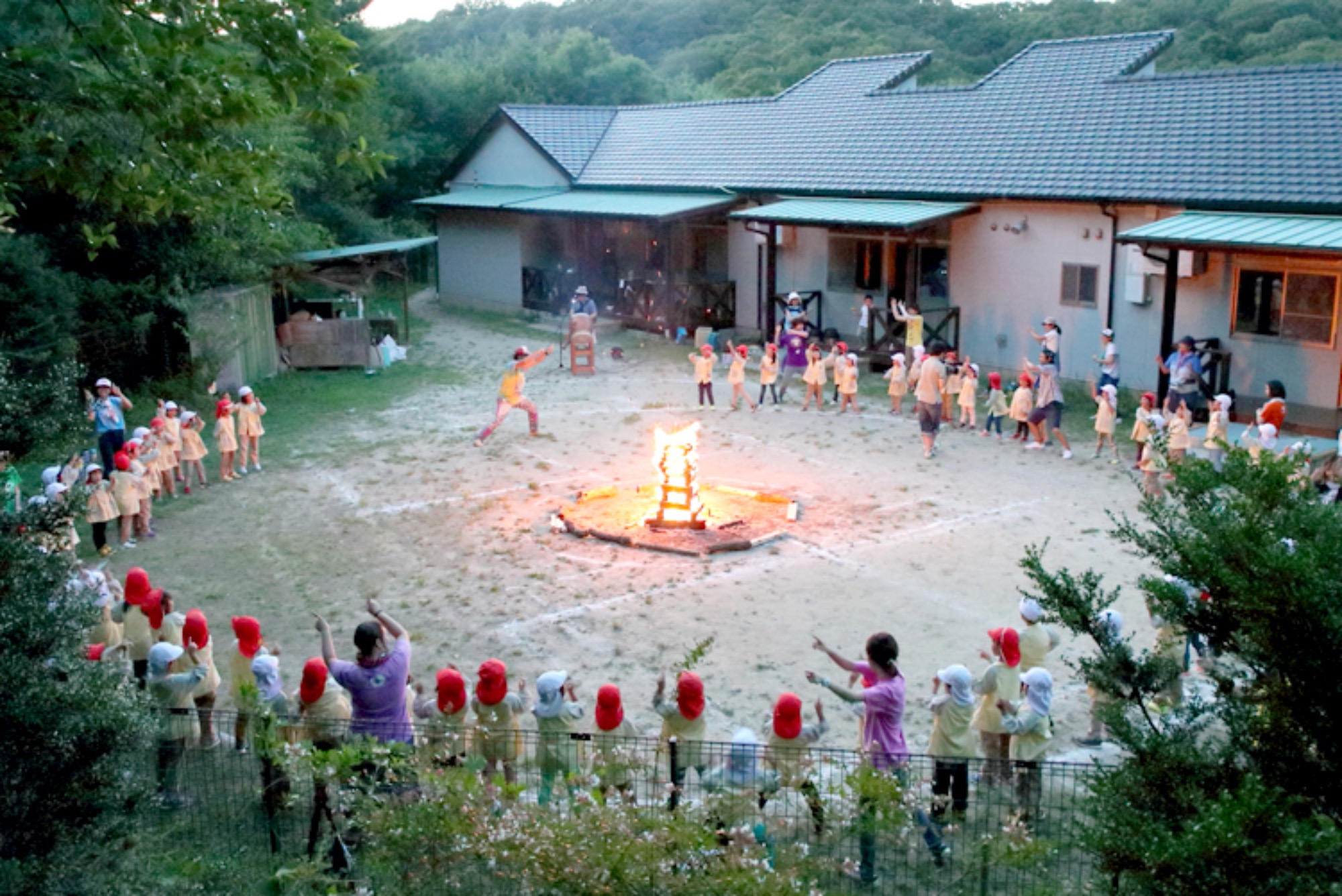 運動の庭・農と食の庭・かまど